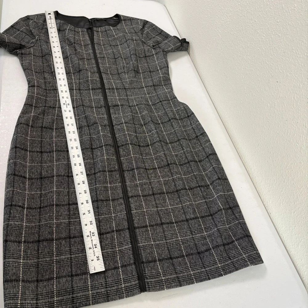 Tahari Sheath Dress Womens 12‎ Grey Plaid Faux Leather Trim Short Sleeve Office